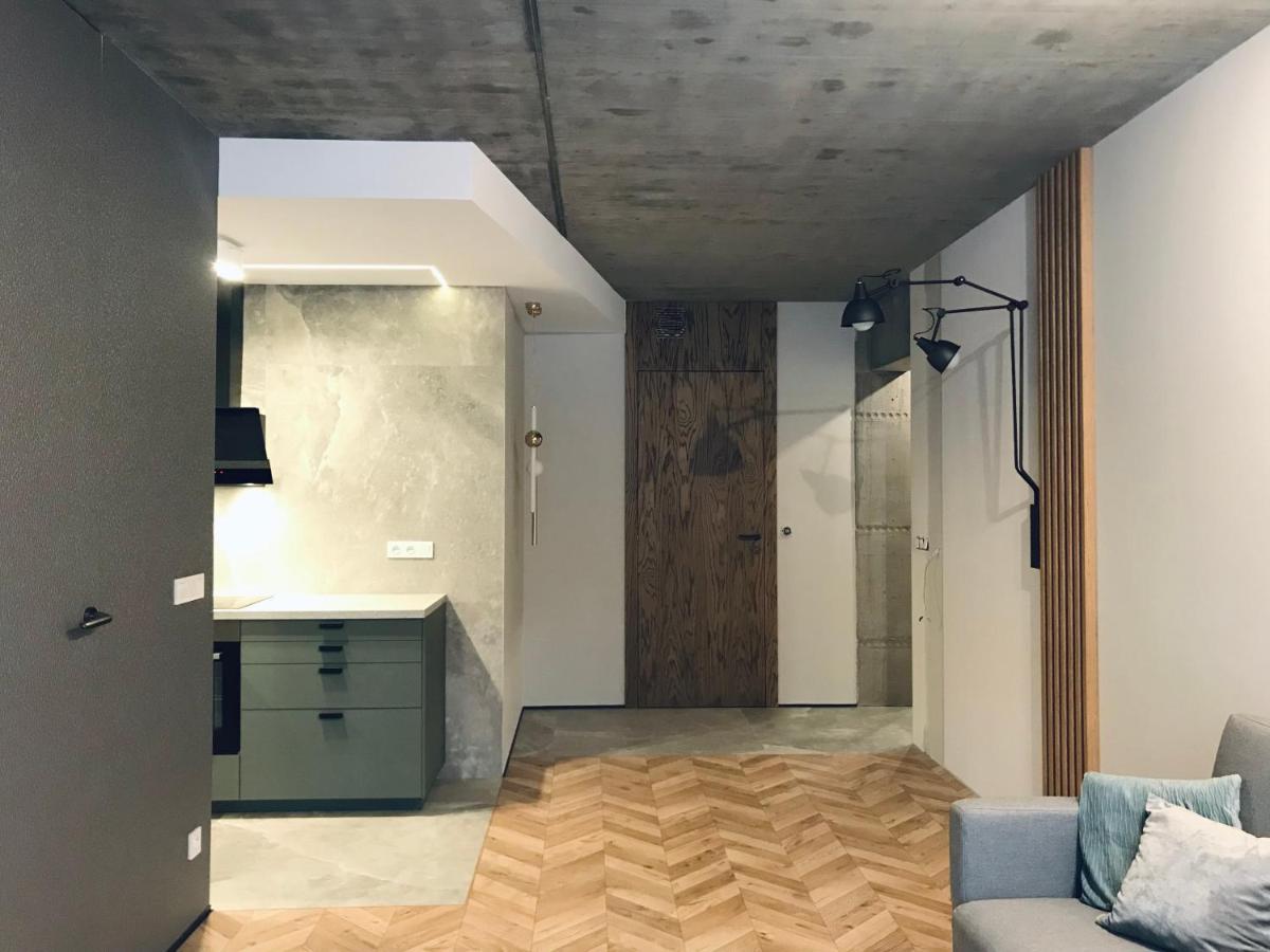 Апартаменты Loftowe M Apartament Poleska Ченстохова Экстерьер фото