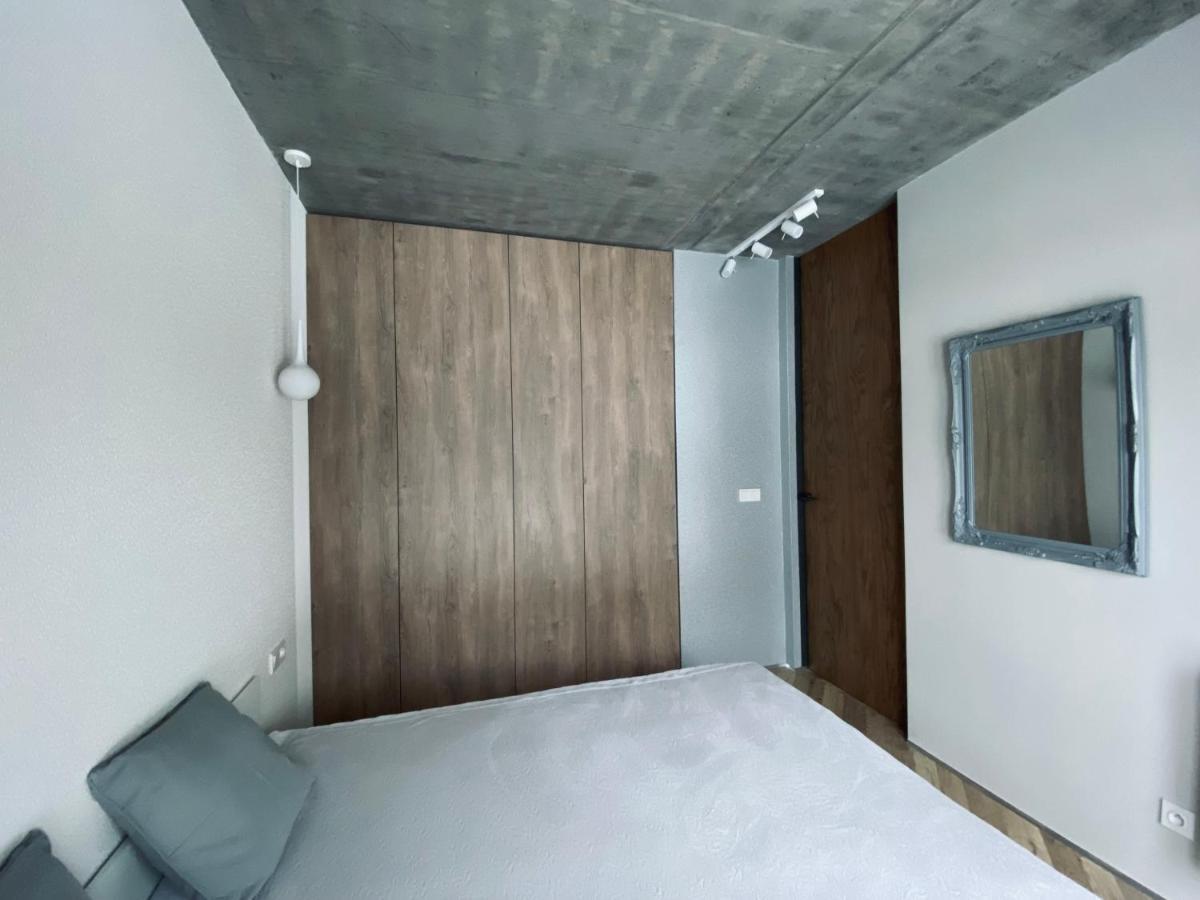 Апартаменты Loftowe M Apartament Poleska Ченстохова Экстерьер фото
